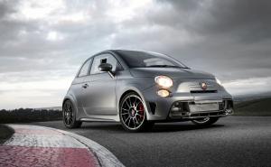 2015 Abarth 695 Biposto